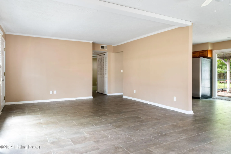 8216 Afterglow Dr - Photo 5 of 15