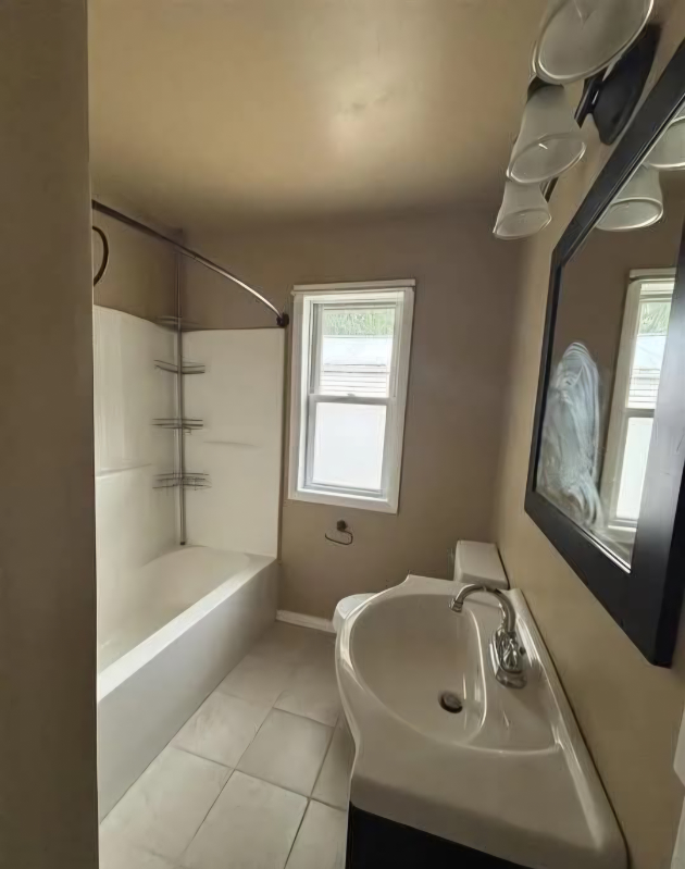 222 Crestview Dr - Photo 5 of 6