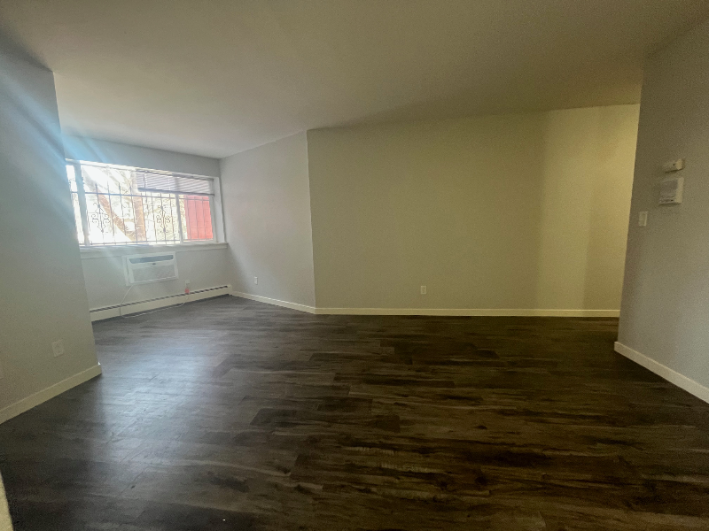 2545 N Cramer St #104 - Photo 7 of 8