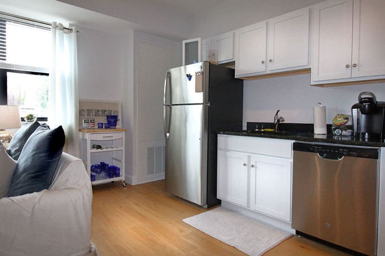 117 S Main St #2 - Photo 5 of 11