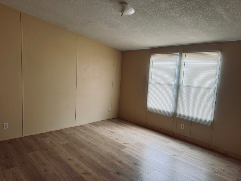 6000 Clear Creek Rd - Photo 4 of 14