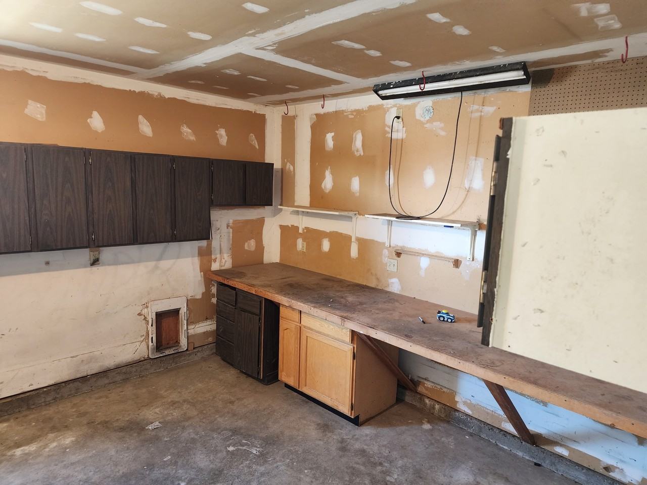 1125 E 5th S #1 - Photo 6 of 31