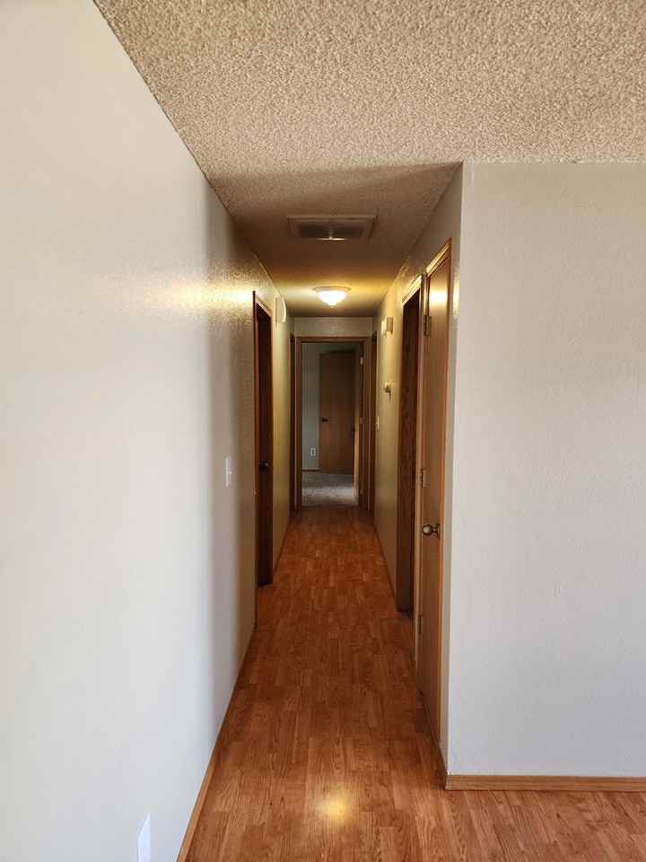 1125 E 5th S #1 - Photo 6 of 16