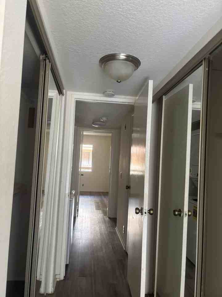 104 - 1219 N Columbus - Photo 5 of 15