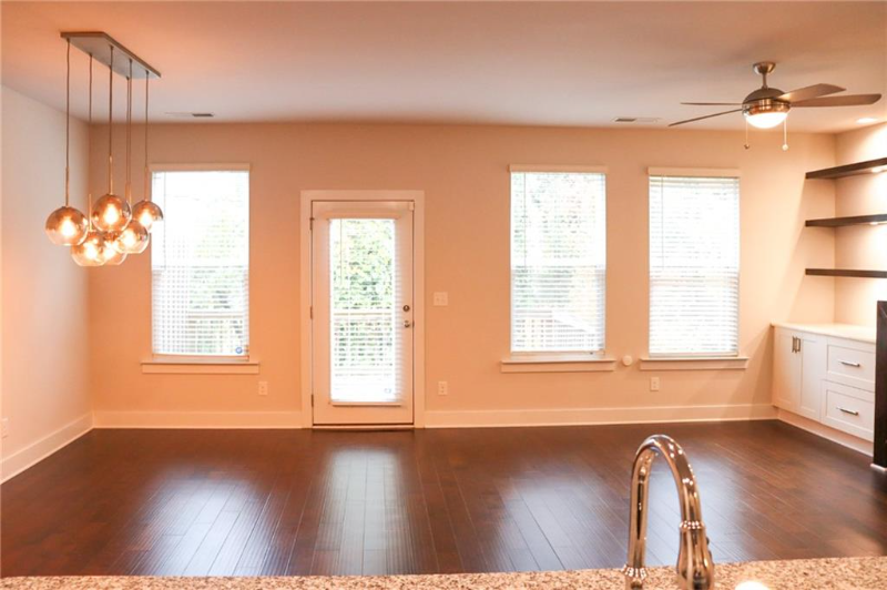 1317 Heights Park Dr Se - Photo 7 of 19