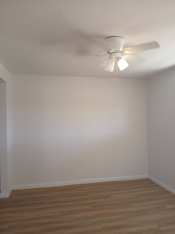 3107 E Monte Cristo Rd - Photo 3 of 10