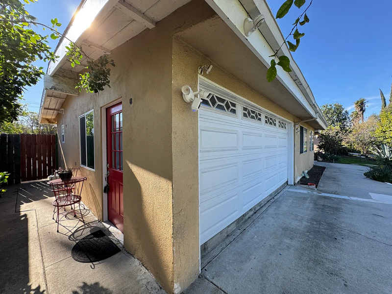 22438 Califa St #ADU - Photo 2 of 11