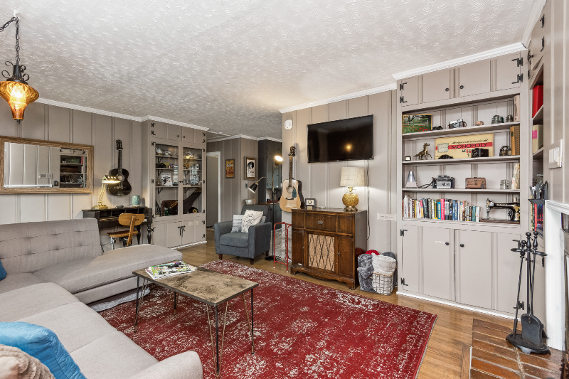 2808 Mccampbell Ave - Photo 4 of 19