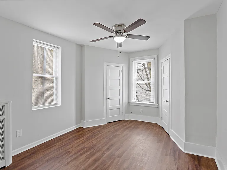 5533 Kingsessing Ave #10 - Photo 4 of 11