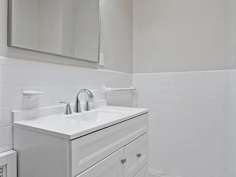 5533 Kingsessing Ave #10 - Photo 6 of 11