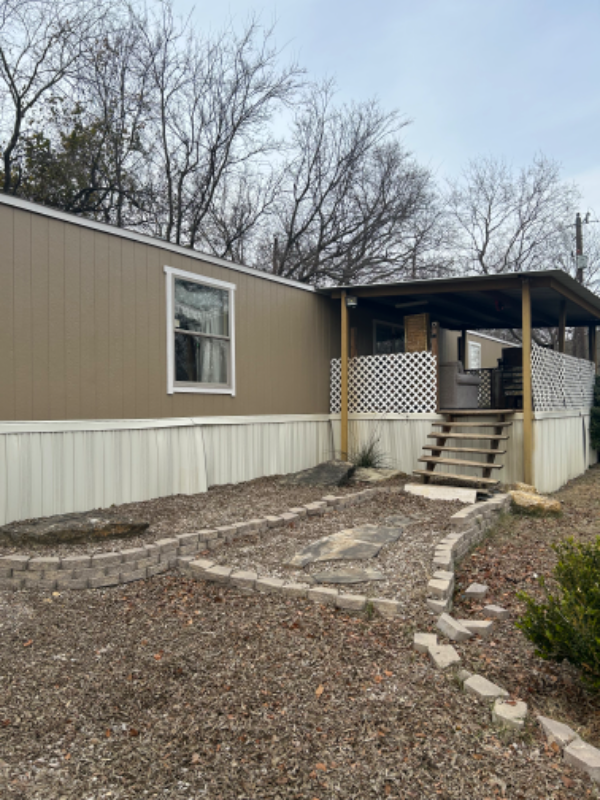 3379 Family Dr - Photo 2 of 8