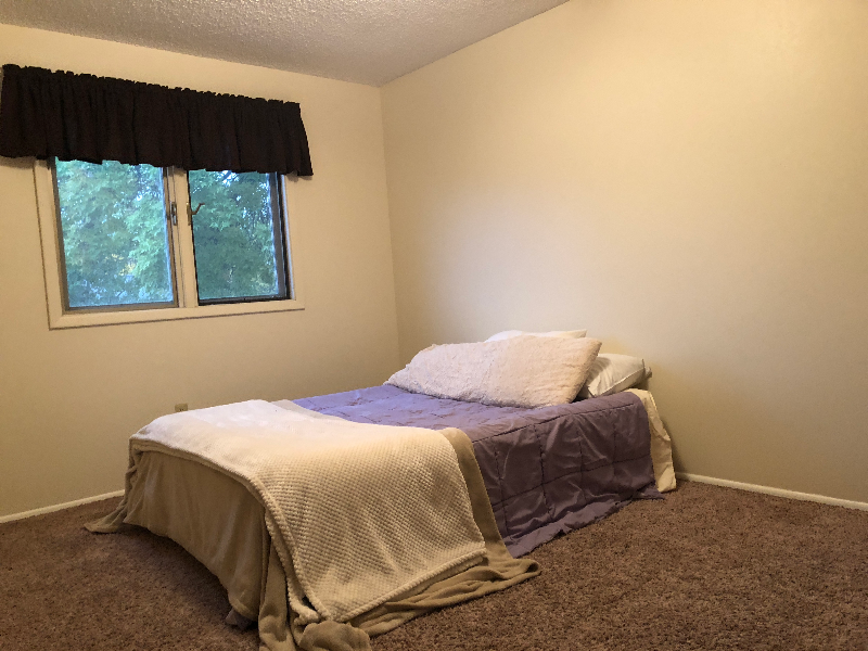 520 N 19th Ave - Photo 4 of 10