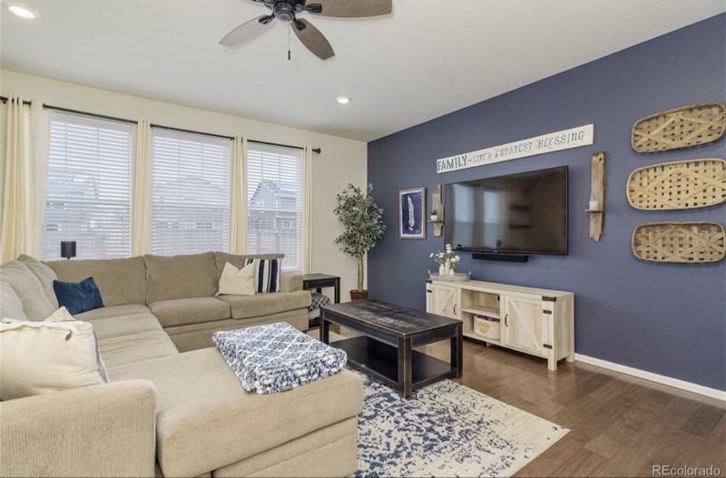 10474 Evansville St - Photo 2 of 22