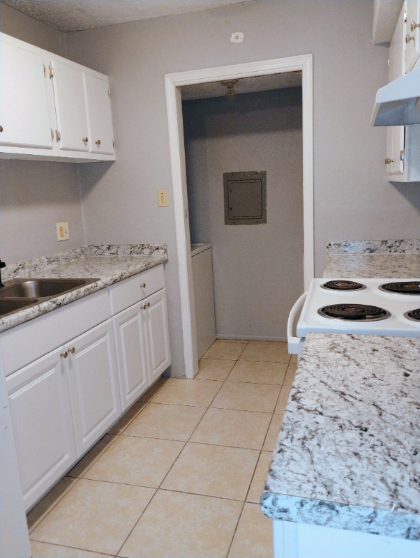 5245 Kimberlin Ave #C - Photo 2 of 8