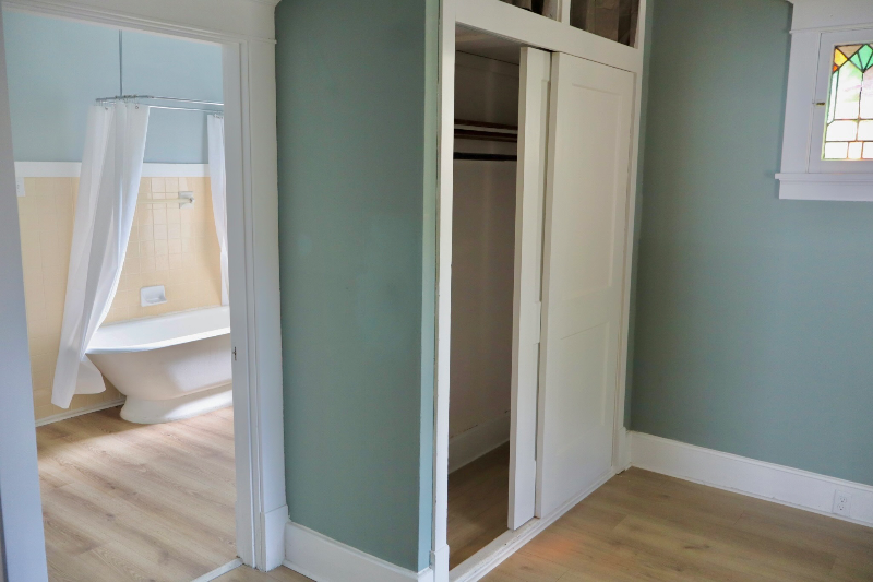 2441 Hord Ave - Photo 5 of 16