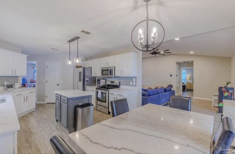 7358 Brevard St - Photo 7 of 30