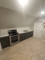 318 Grove St #3 - Photo 1 of 1