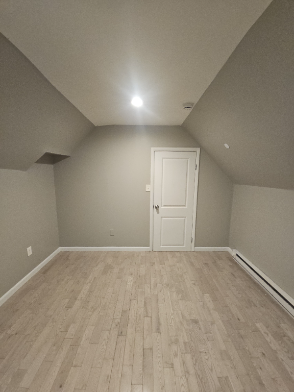 318 Grove St #3 - Photo 6 of 9