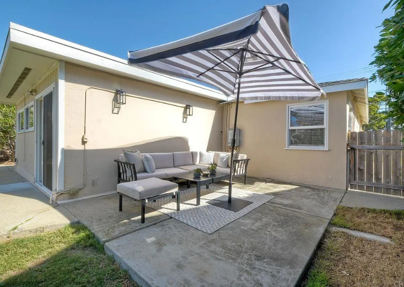 1831 S Horne St - Photo 3 of 9