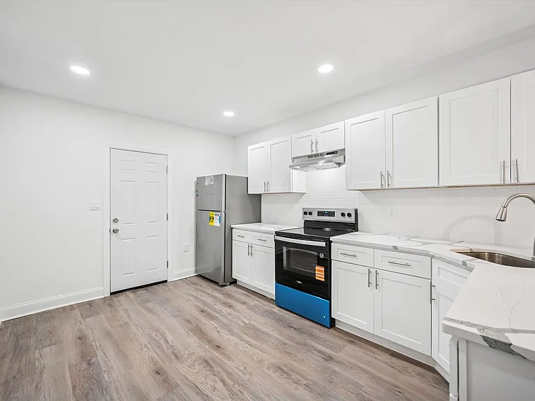 5314 Upland St #A41 - Photo 6 of 14