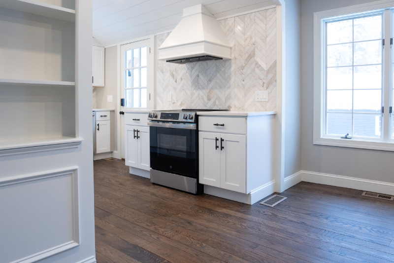 497 Springfield St - Photo 3 of 11