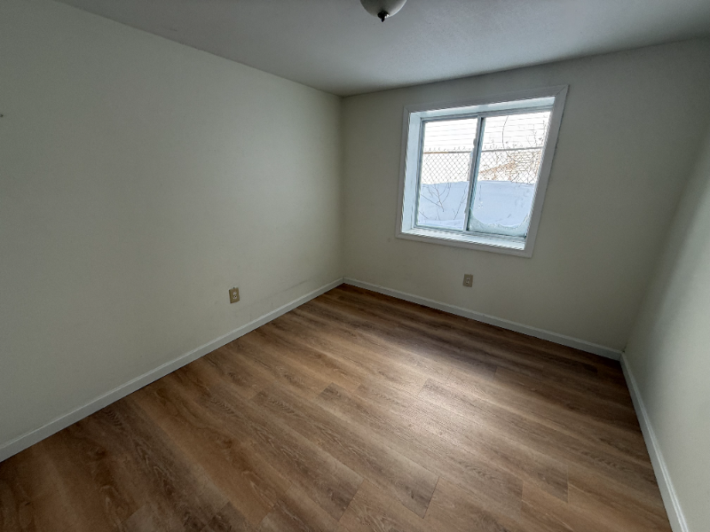 190 Ashworth Ave #1C - Photo 7 of 9