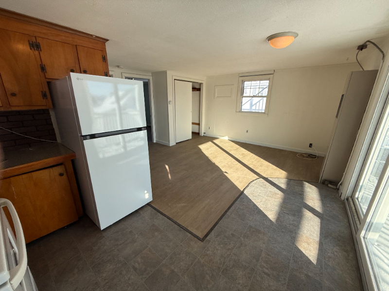 190 Ashworth Ave #2A - Photo 3 of 7