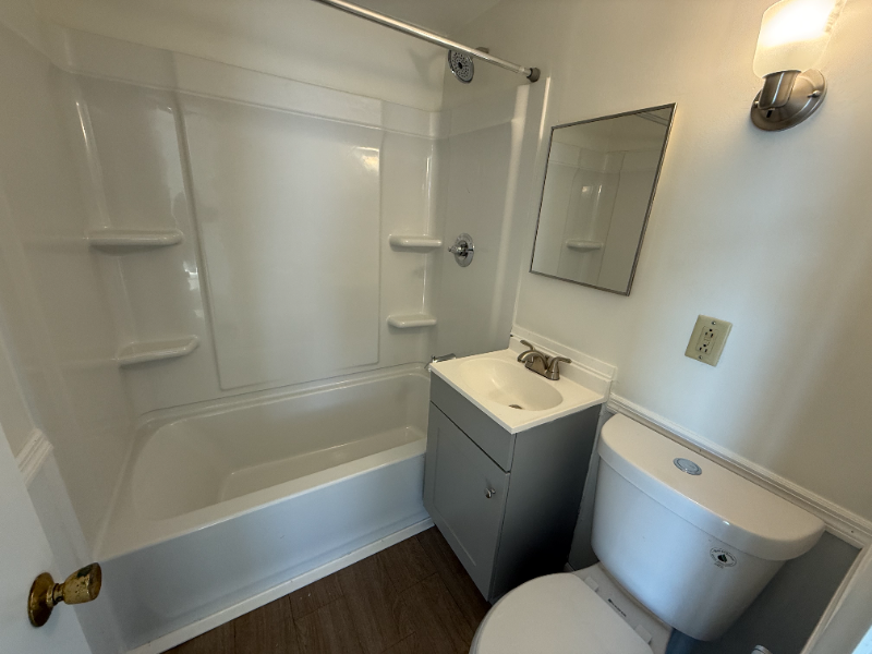 190 Ashworth Ave #2A - Photo 6 of 7