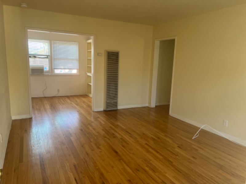 645 S Marengo Ave #E - Photo 2 of 10