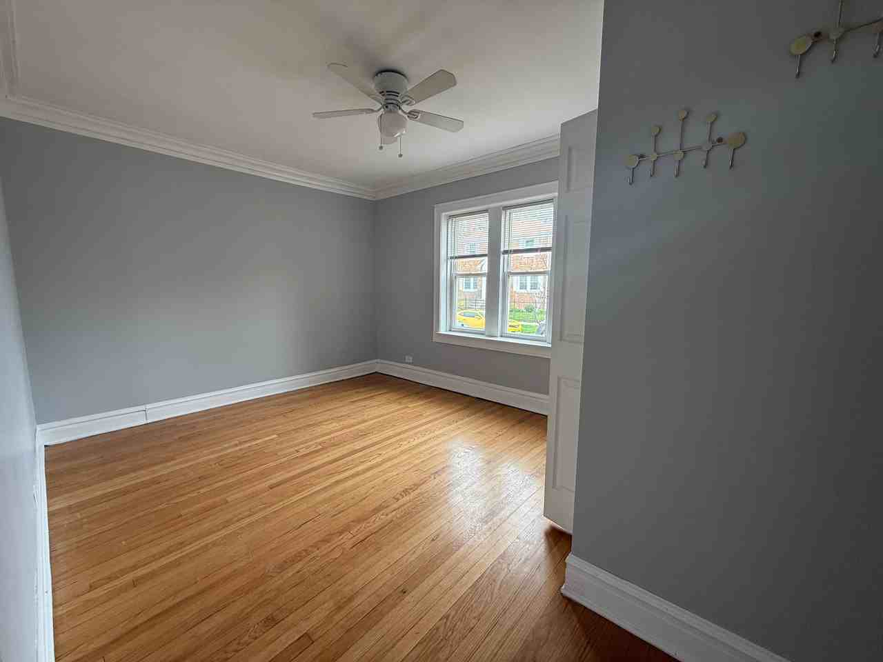 4103 W Nelson St #1 - Photo 5 of 9