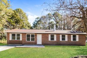 featured image of 4764 Longview Dr