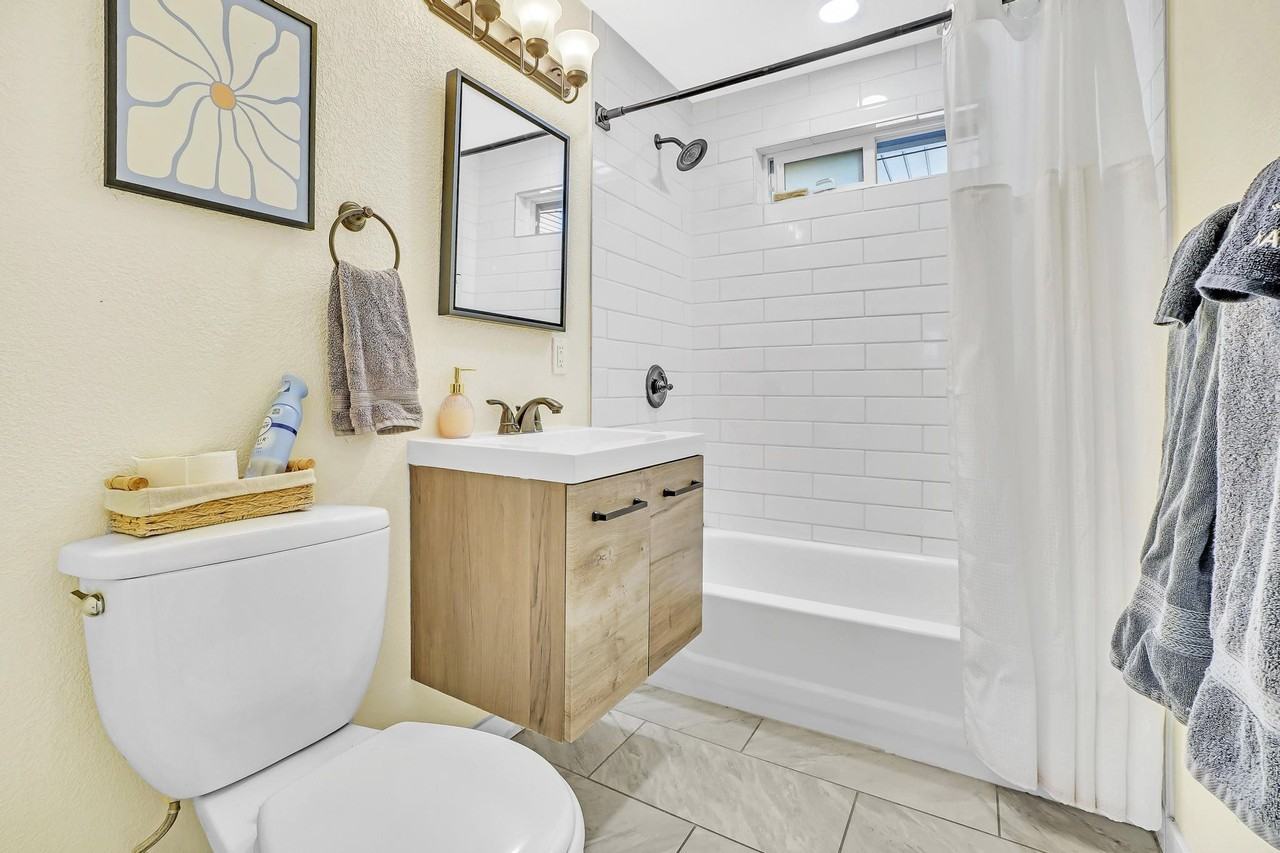 Wyandot St - Photo 2 of 12