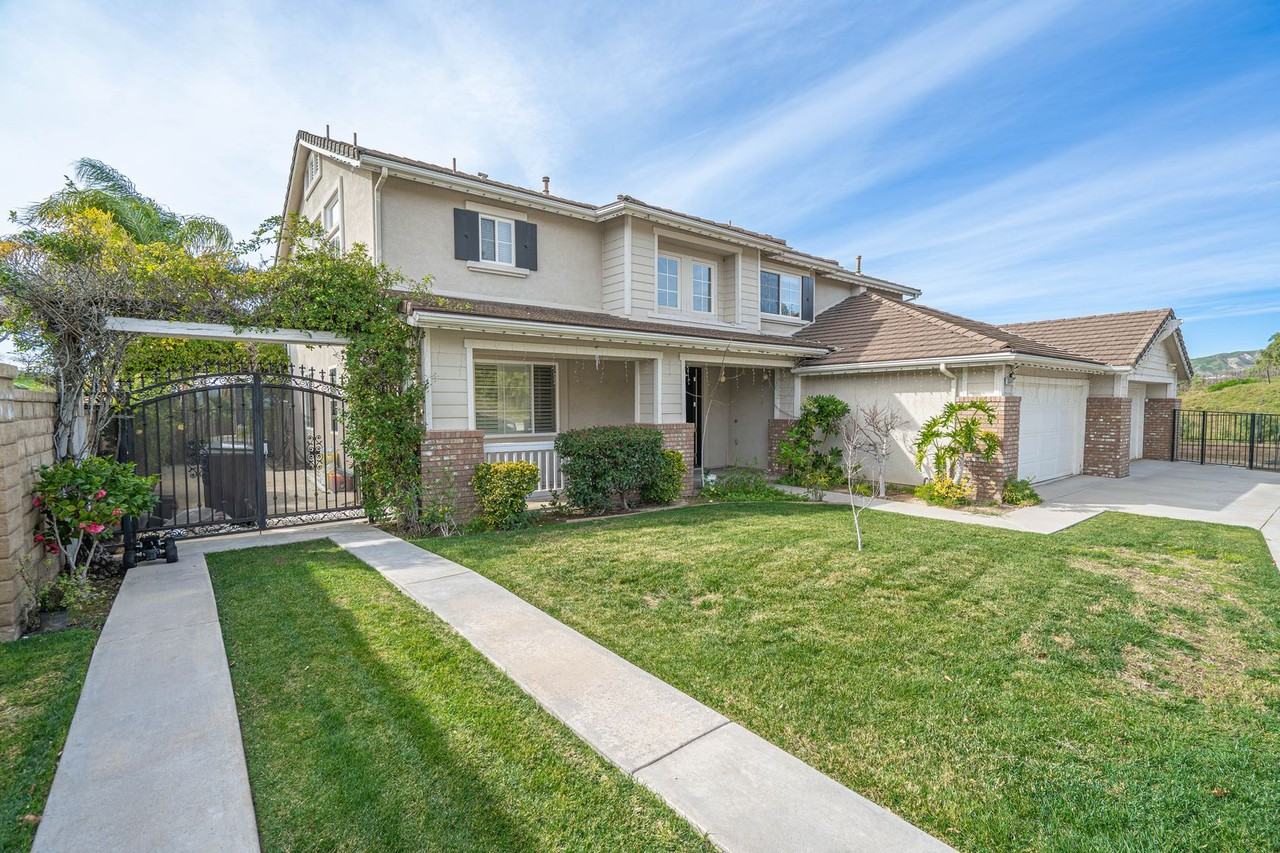 30309 Mallorca Pl - Photo 2 of 50