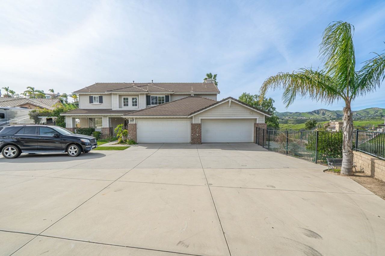 30309 Mallorca Pl - Photo 3 of 50