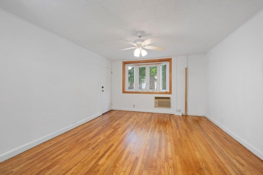 3970 47th St - Photo 6 of 10