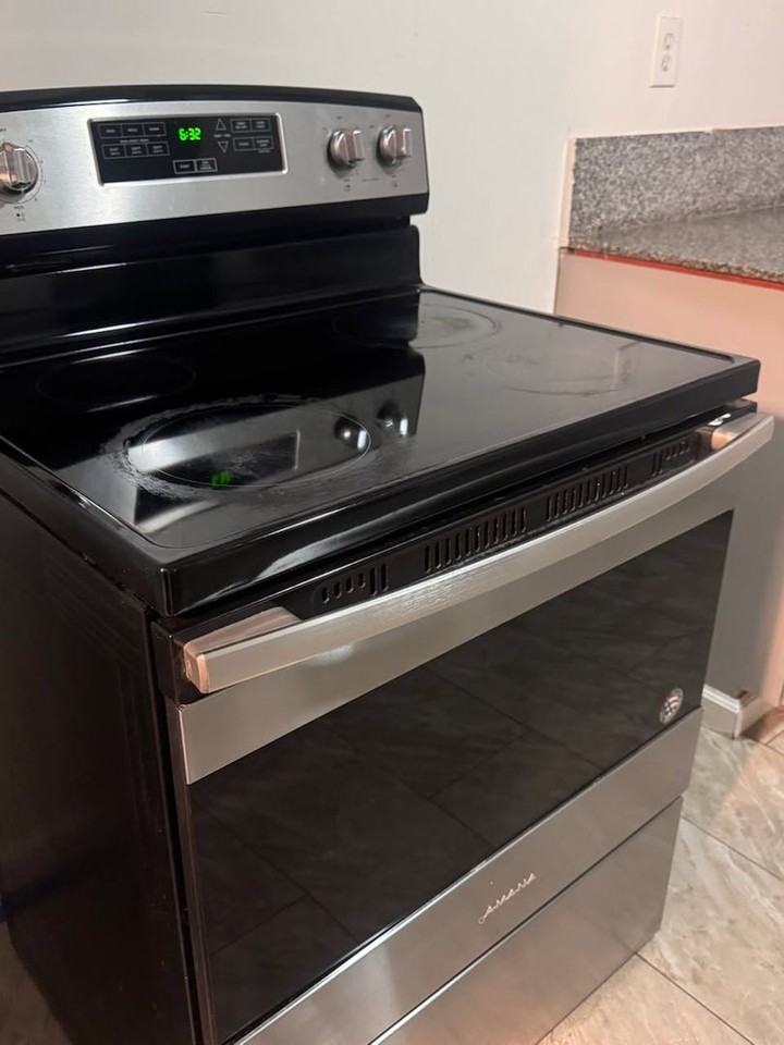 3486-3490 E Clinton Ave - Photo 5 of 17