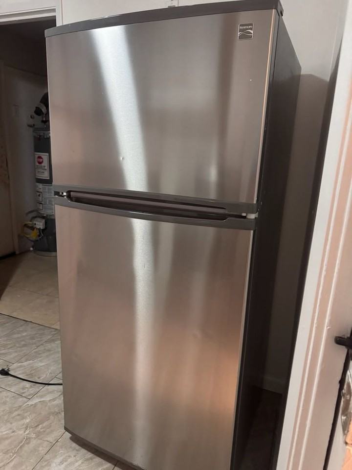 3486-3490 E Clinton Ave - Photo 6 of 17