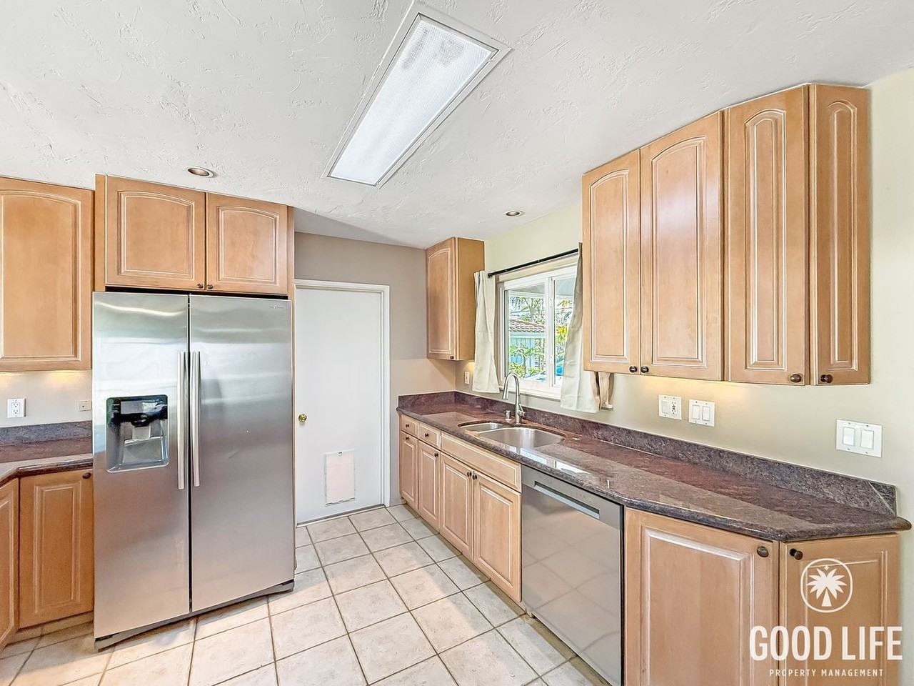 3334 Eton Ave - Photo 2 of 17