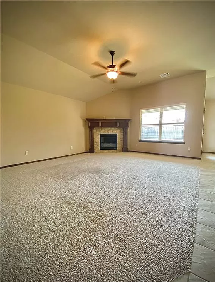 1540 Sw 95th Ct - Photo 6 of 25