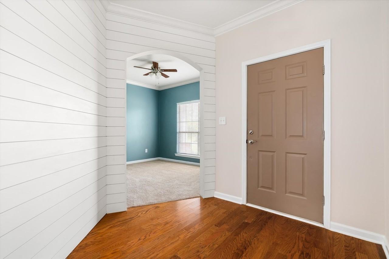 9335 Pembrook Loop - Photo 2 of 26