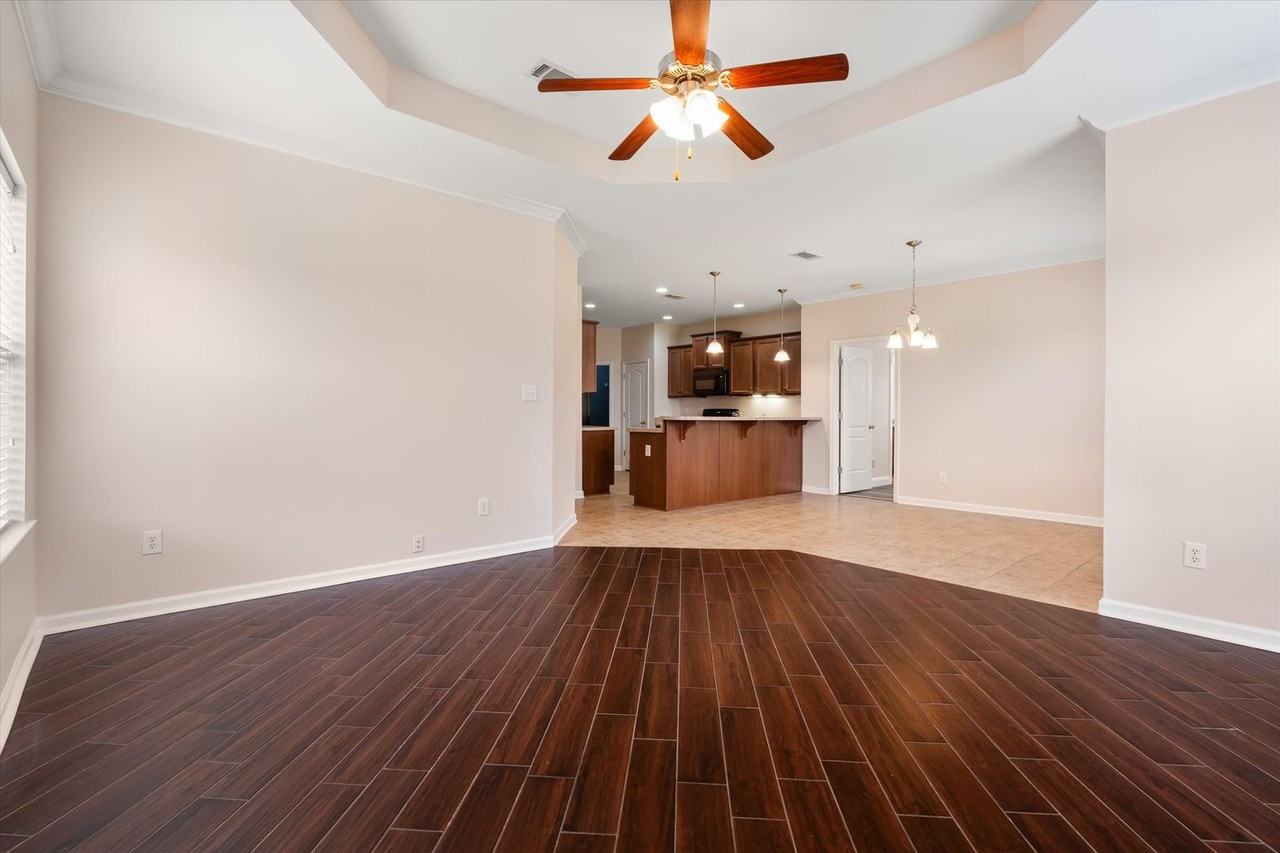 9335 Pembrook Loop - Photo 7 of 26