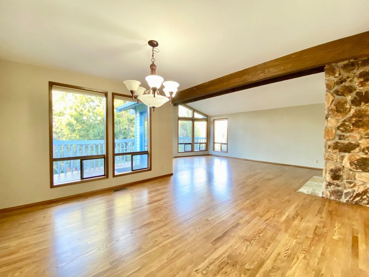 4624 146th Pl Se - Photo 3 of 34