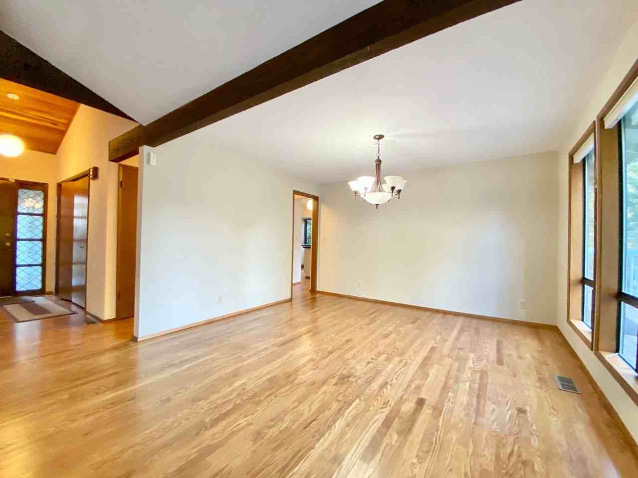 4624 146th Pl Se - Photo 7 of 34