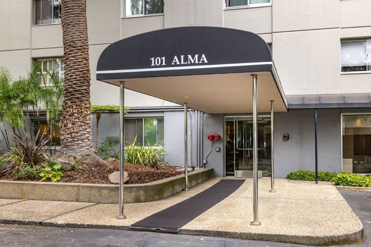 101 Alma St #908