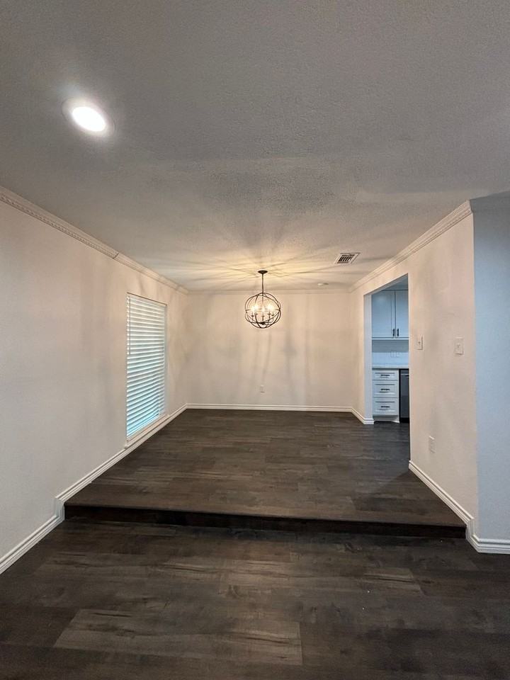 6164 Waco Way - Photo 5 of 36