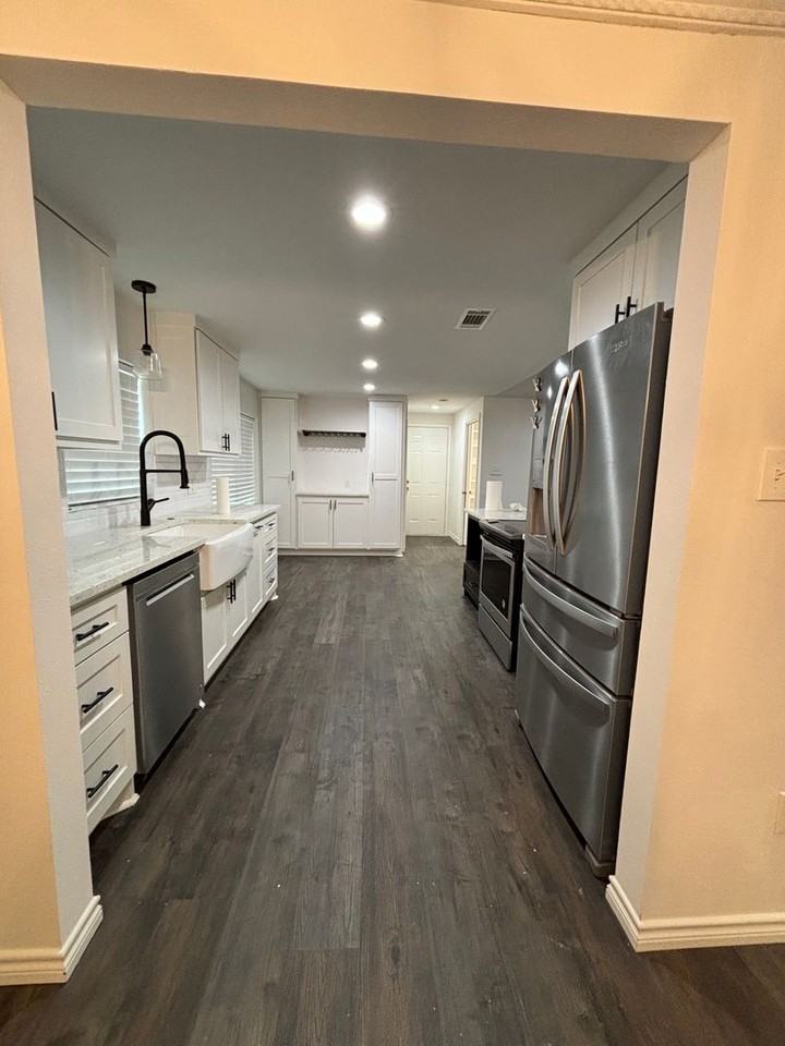 6164 Waco Way - Photo 6 of 36