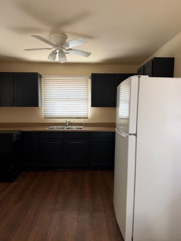 104 Adams St - Photo 3 of 11