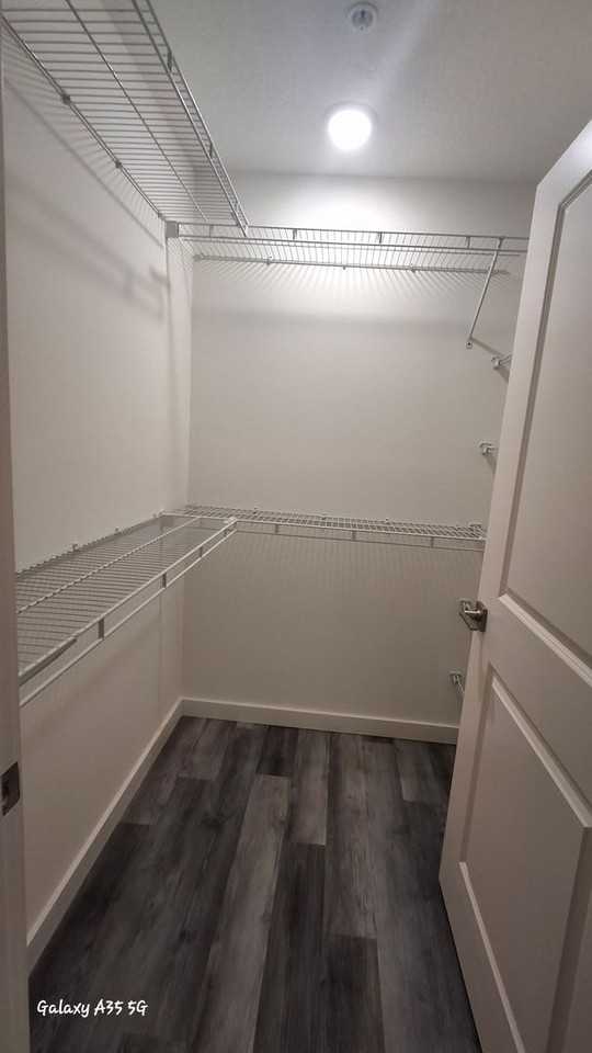 3168 Oleander Ave - Photo 5 of 10