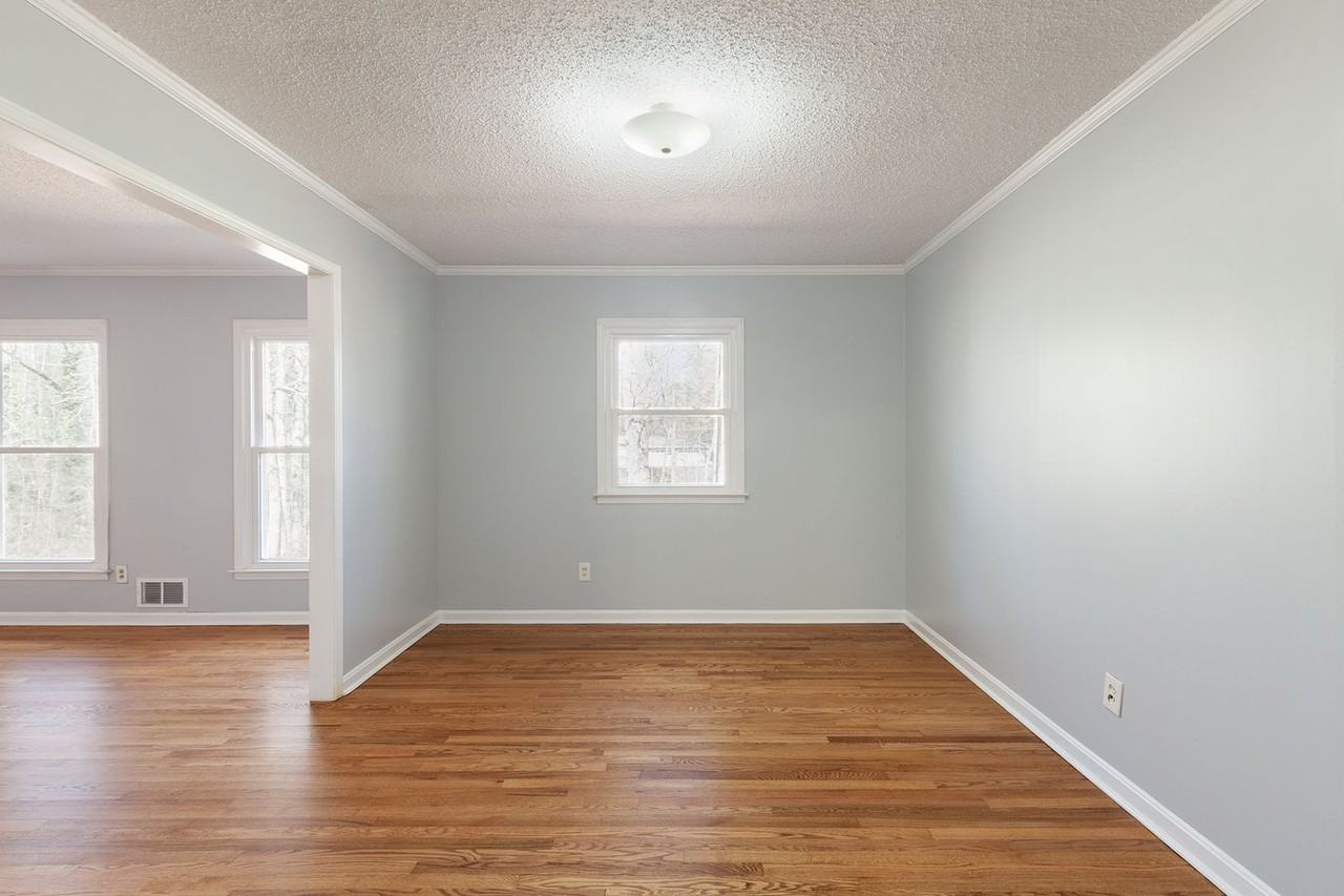 1400 Ridgeway Dr Nw ##Nw - Photo 6 of 34