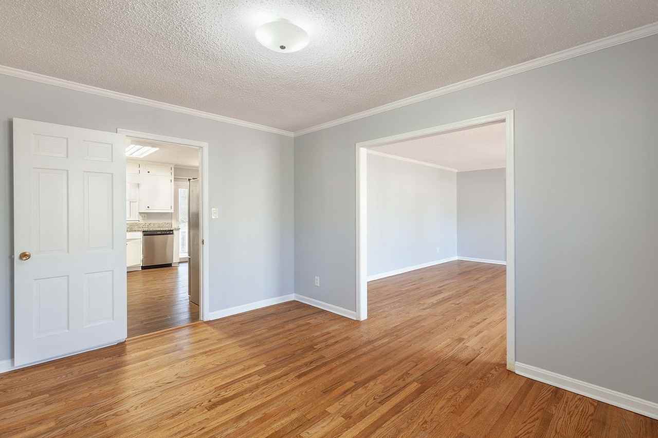 1400 Ridgeway Dr Nw ##Nw - Photo 7 of 34